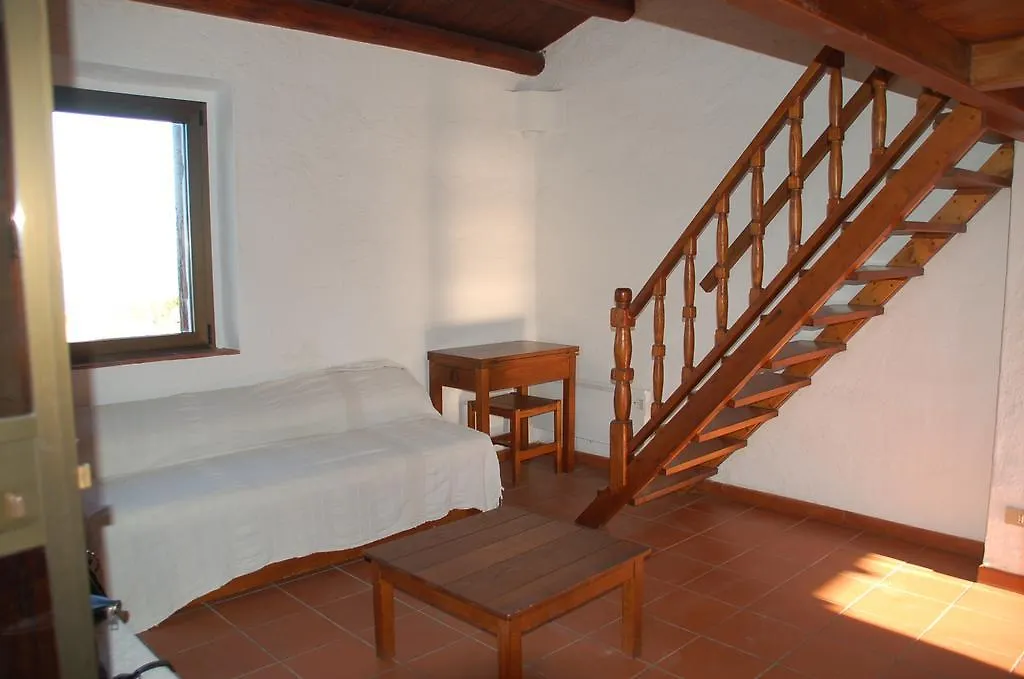 Residence Belvedere Baja Sardinia 0*,